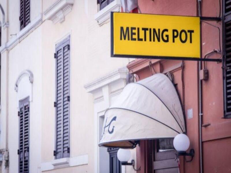 Хостел Melting Pot Рим Екстер'єр фото
